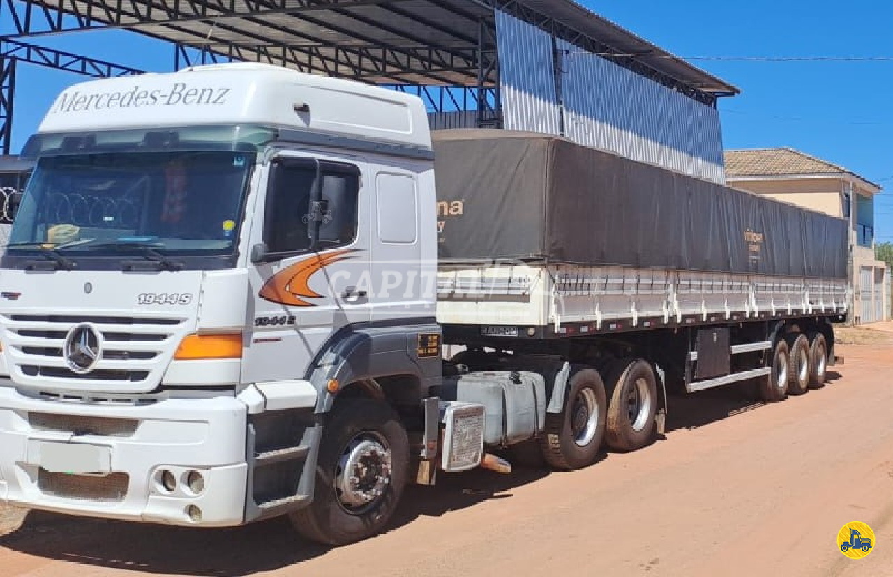 CAMINHAO MERCEDES-BENZ MB 1944 Conjunto Cavalo 6x2 Capital Caminhões - Implementos Rodoviários - Novos e Usados LUZIANIA GOIAS GO